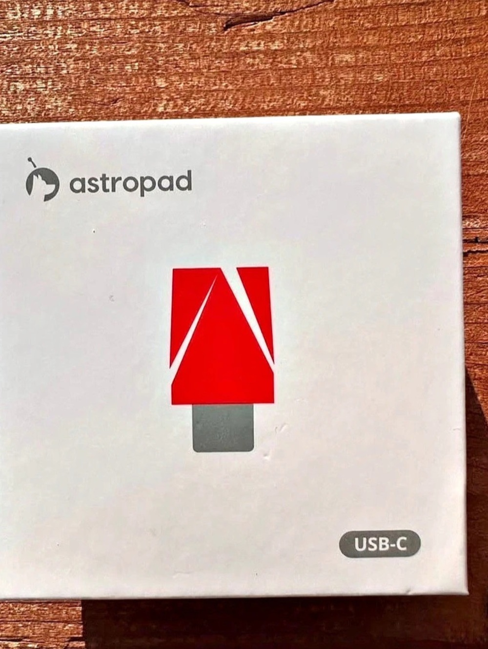 AstroPad Luna Display USB-C Display Adapter reuse your old Mac / iPad♻️